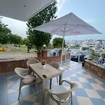 Reni Risi Casa de hóspedes Ksamil