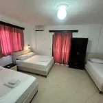Casa de hóspedes Reni Risi 3*