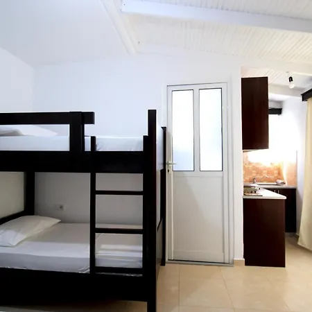 Reni Risi Guest house