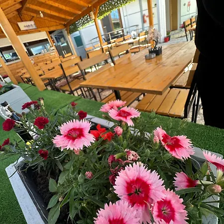 Reni Risi Guest house Ksamil