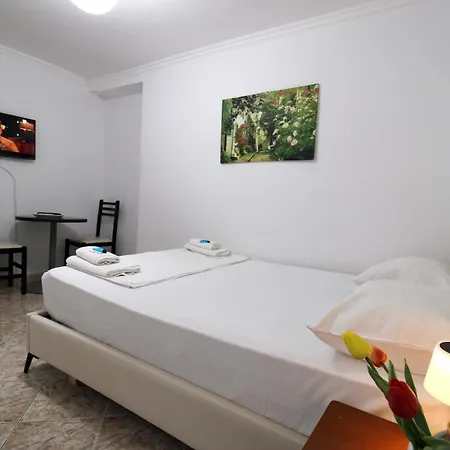 Reni Risi Guest house 3*