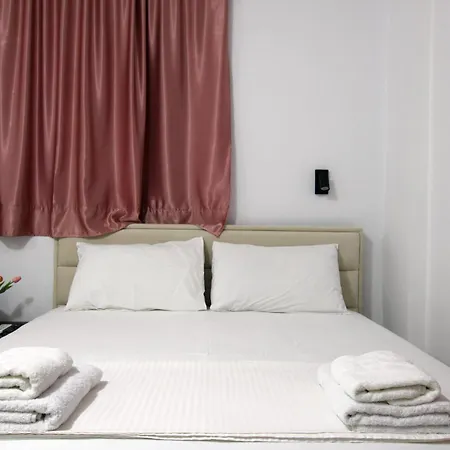 Reni Risi Guest house Ksamil