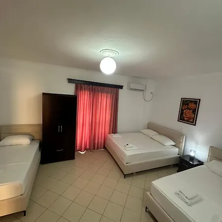 Penzion Reni Risi Ksamil